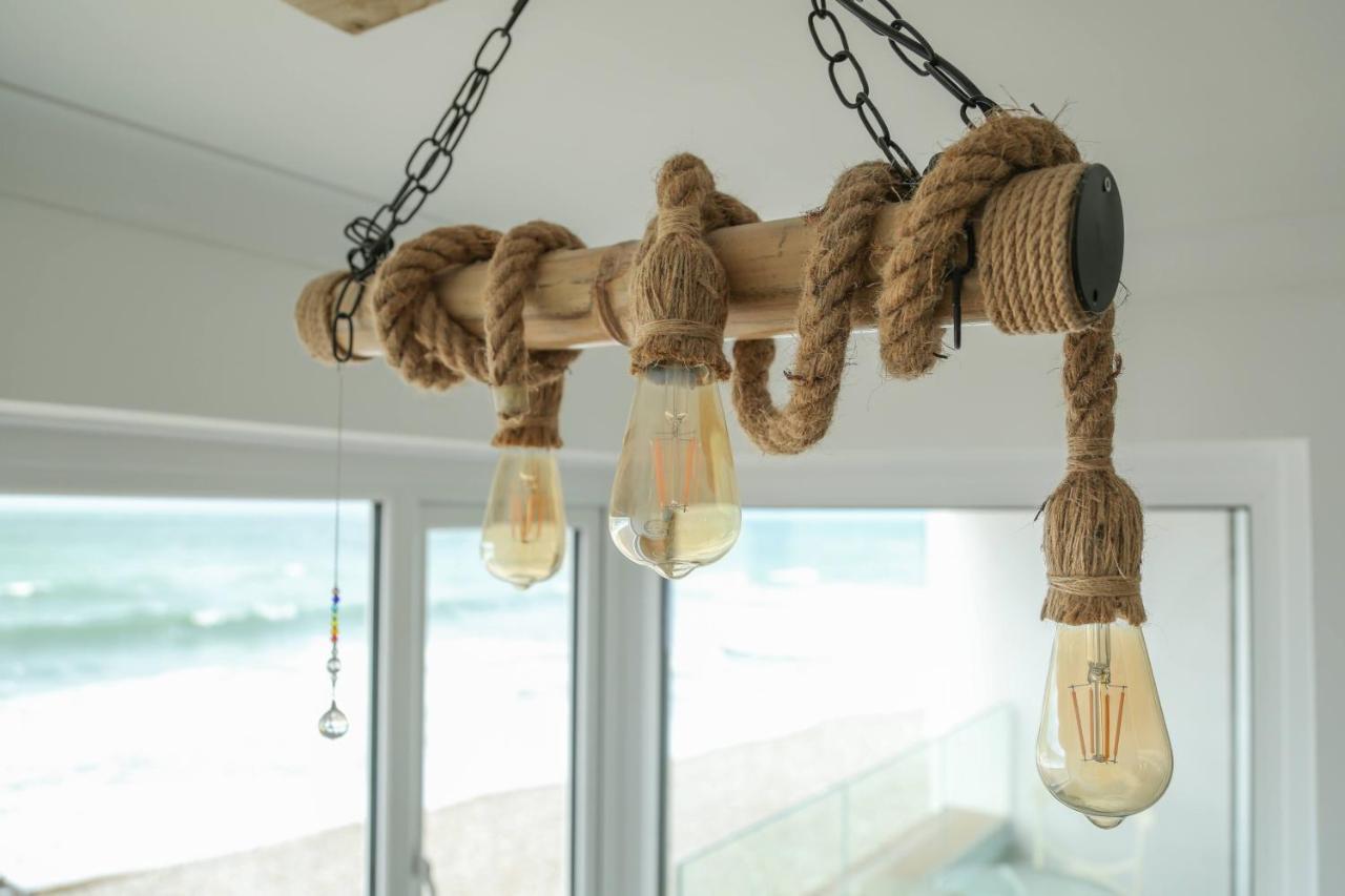 צ'יצ'סטר Tides - Beach Front Apartment In Bracklesham Bay מראה חיצוני תמונה